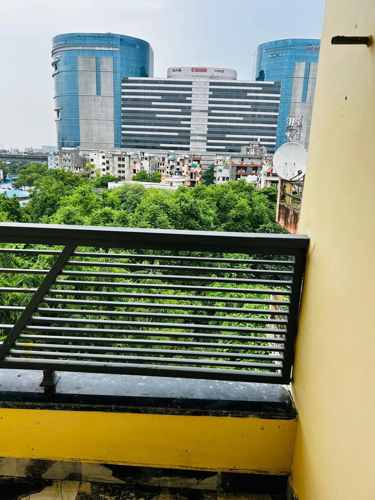 Vibe Communal Living Gurgaon Bagian luar foto